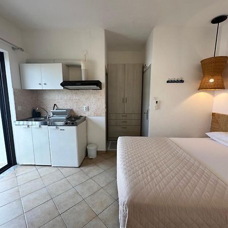 Tsimiklis Apartments فينيكونتا المظهر الخارجي الصورة
