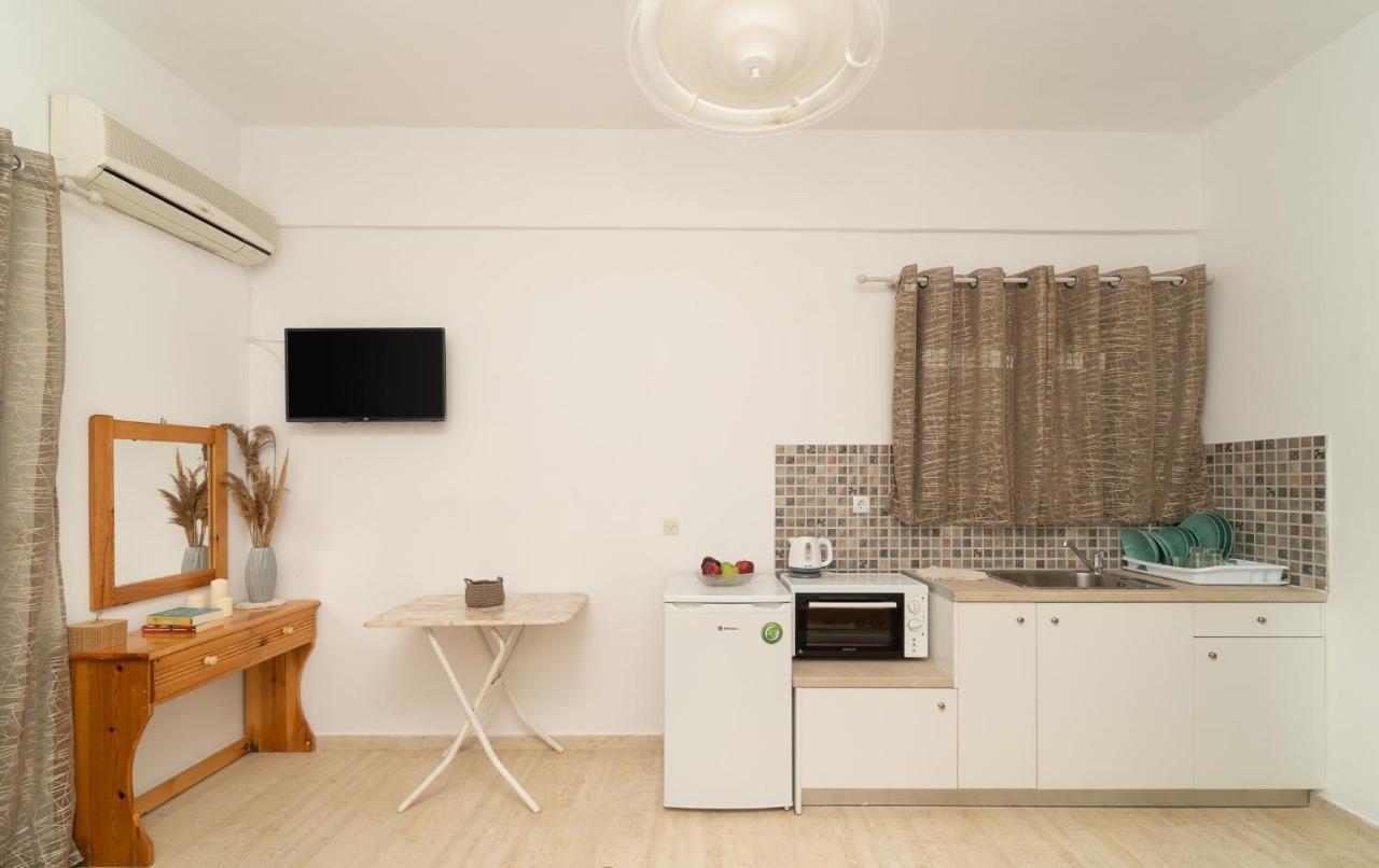 Tsimiklis Apartments فينيكونتا المظهر الخارجي الصورة