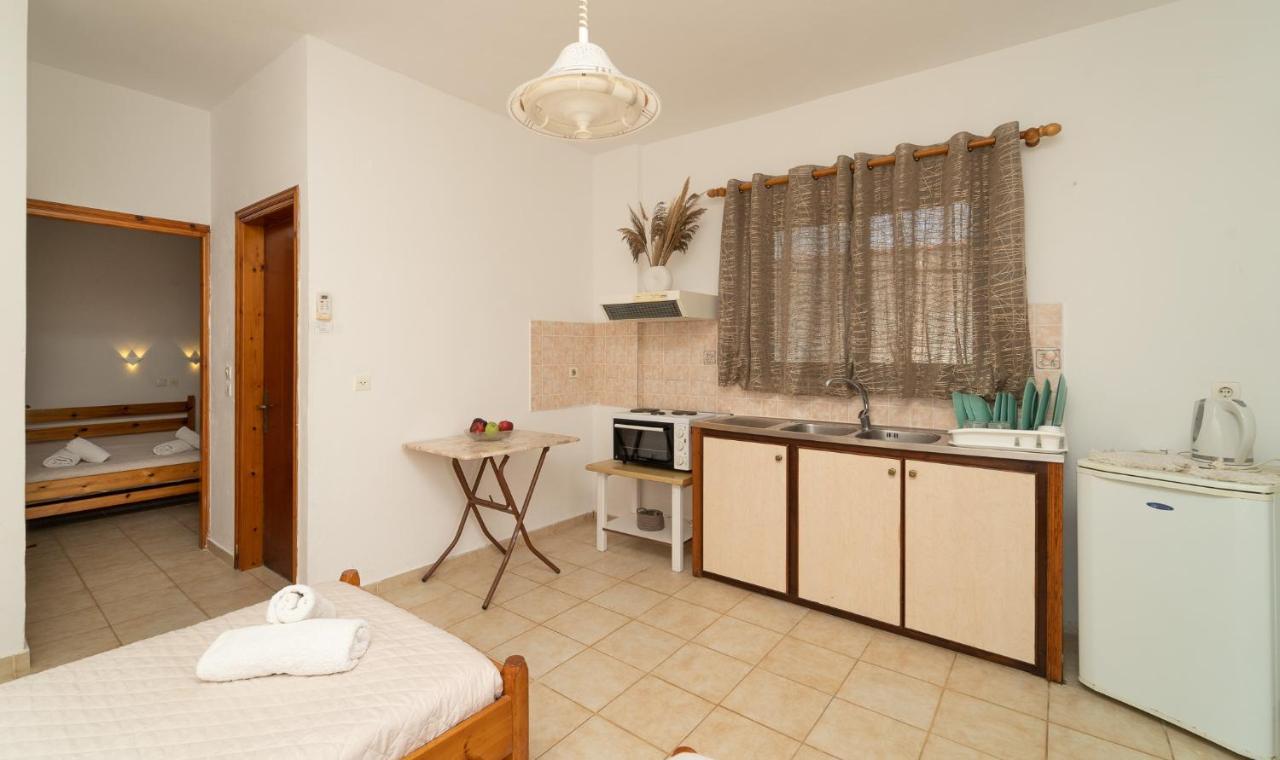 Tsimiklis Apartments فينيكونتا المظهر الخارجي الصورة