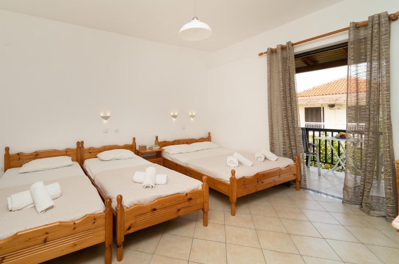 Tsimiklis Apartments فينيكونتا المظهر الخارجي الصورة