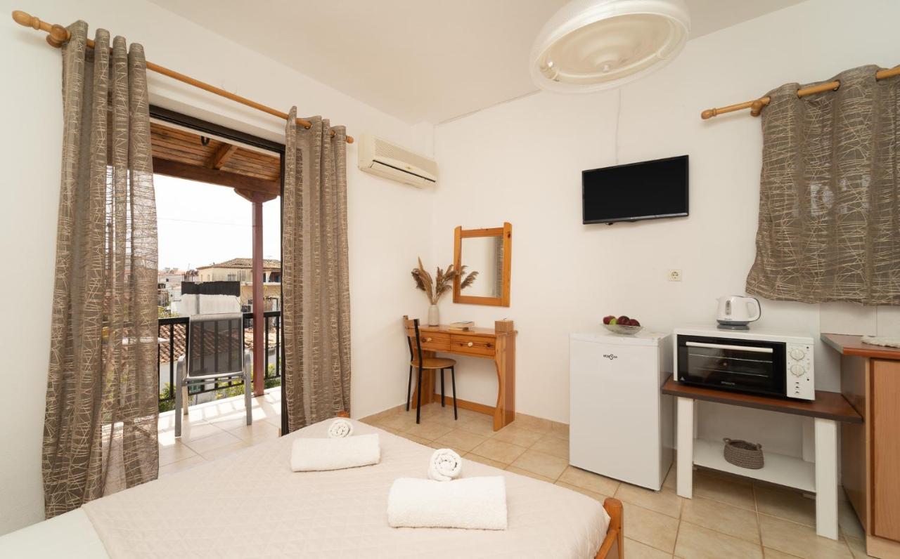 Tsimiklis Apartments فينيكونتا المظهر الخارجي الصورة